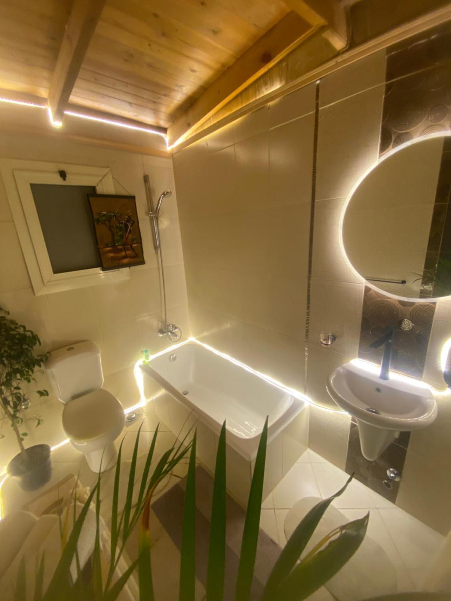 Airport Rooftop Club Luxurious Rooms And Studios Cairo Exterior foto